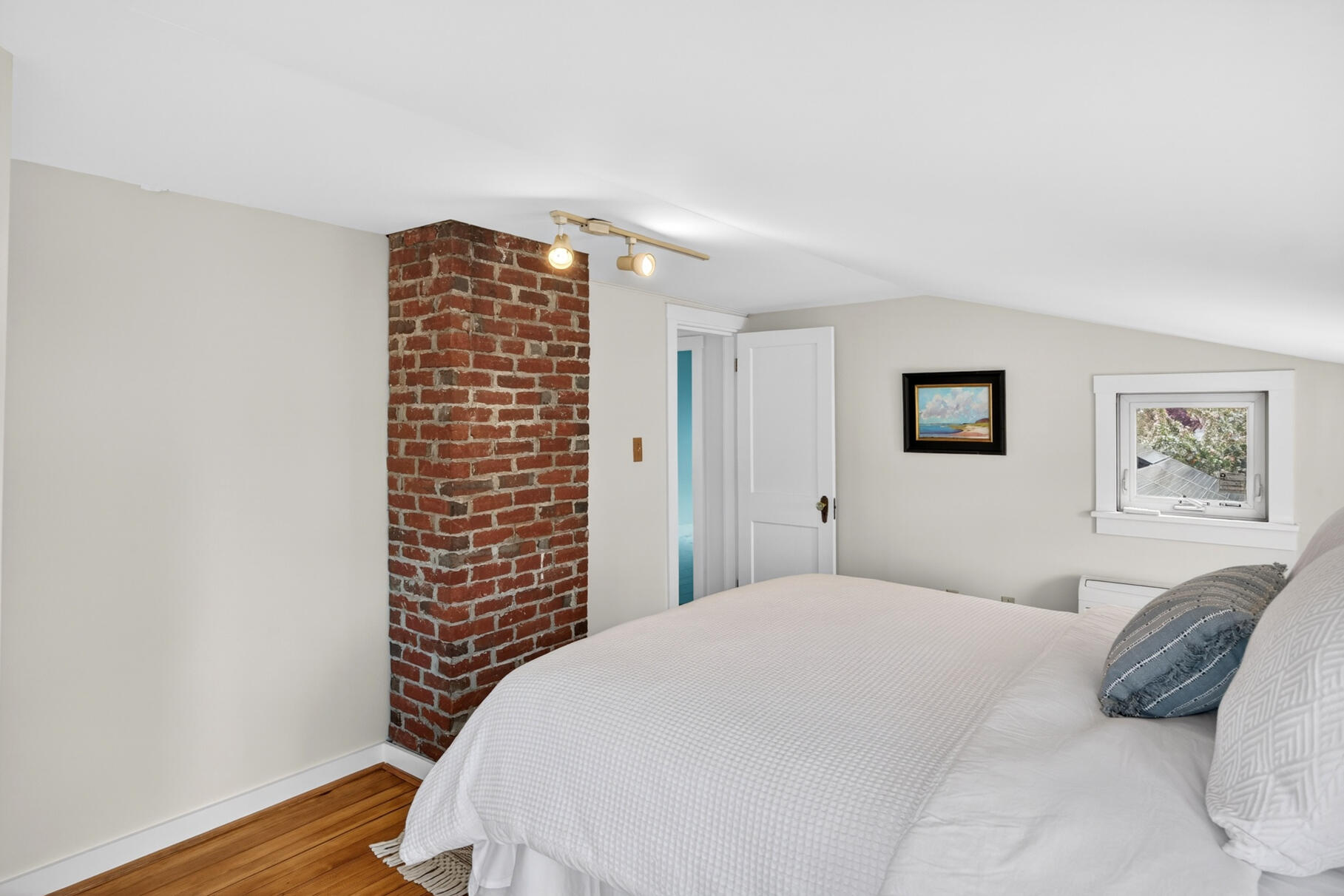 5 Pleasant Street Dennis Port MA 02639
