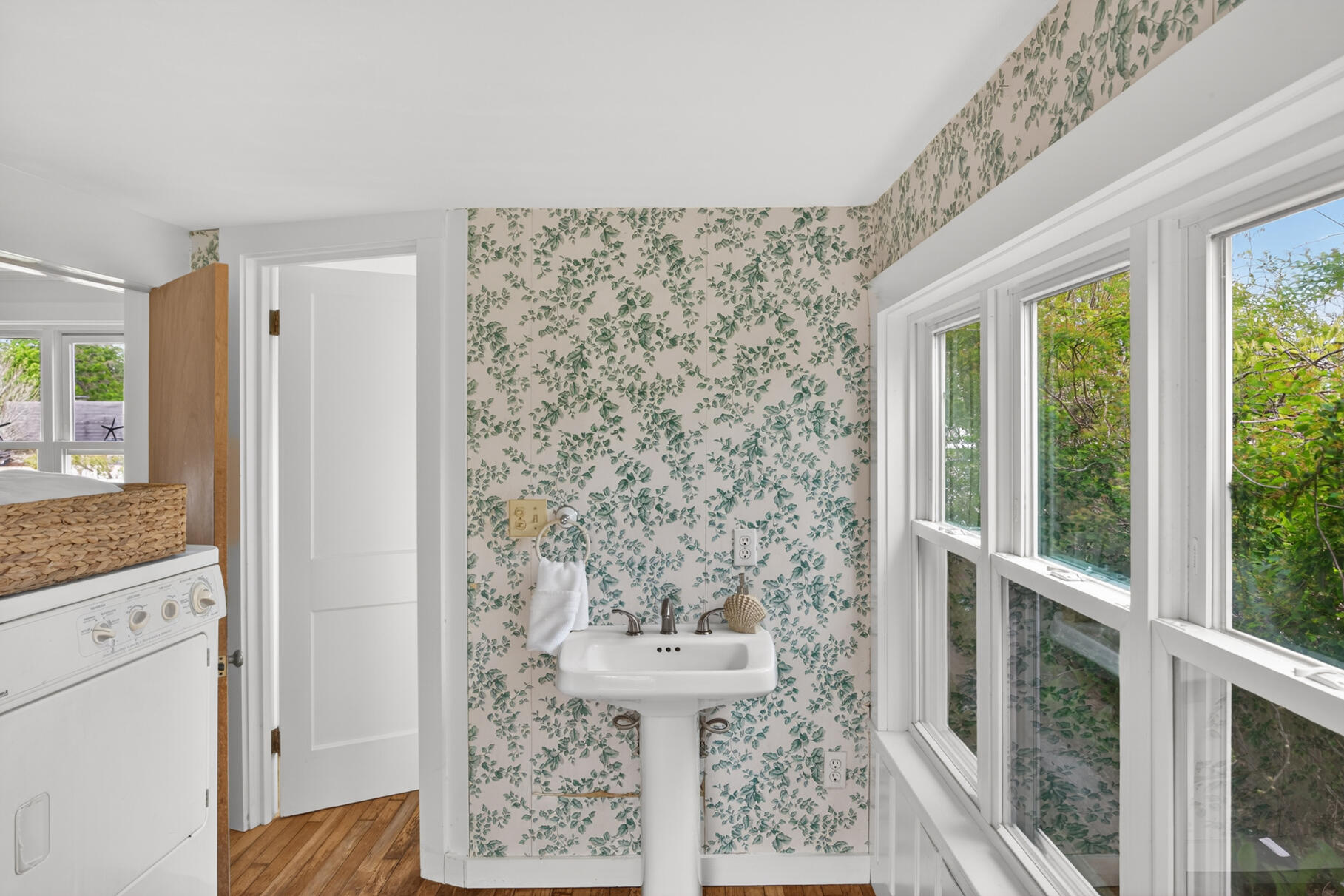 5 Pleasant Street Dennis Port MA 02639