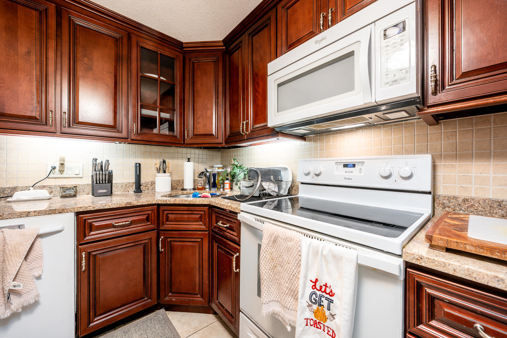 10 Candlewood Lane Dennis Port MA 02639