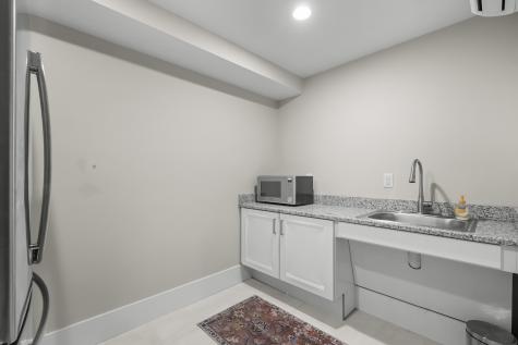 76 Court Street Plymouth MA 02360