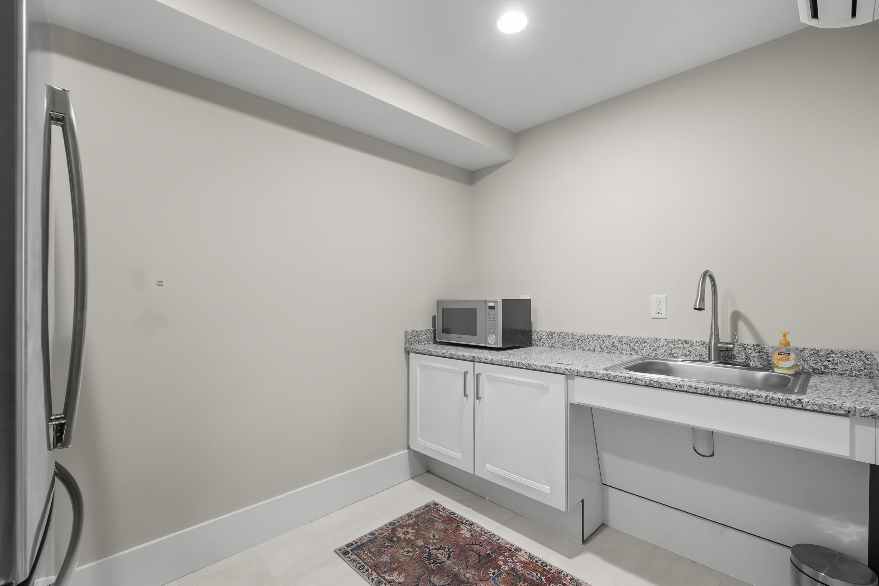 76 Court Street Plymouth MA 02360