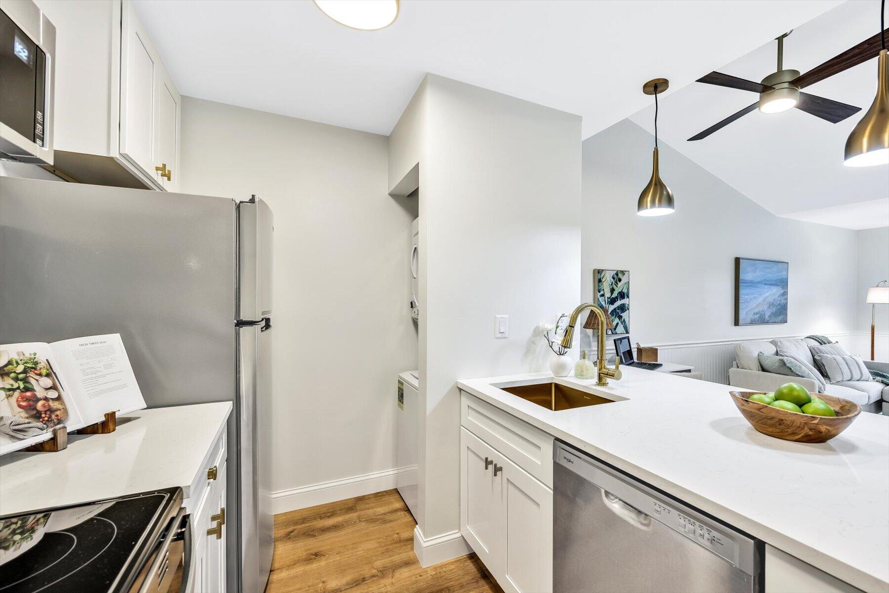 102 Fletcher Lane, Unit H, Brewster MA — view 2