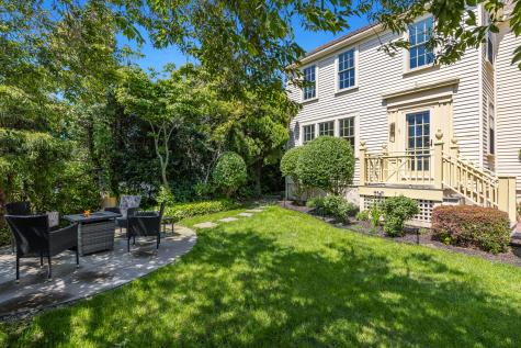 26 Bradford Street Provincetown MA 02657