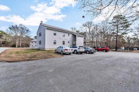 35 Ashumet Road Mashpee MA 02649