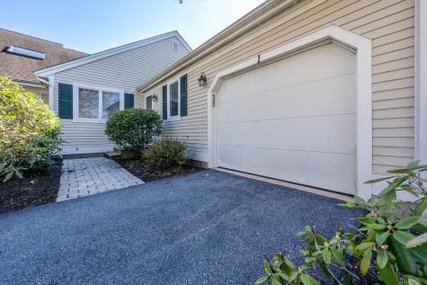 1 Ironwood Path Mashpee MA 02649