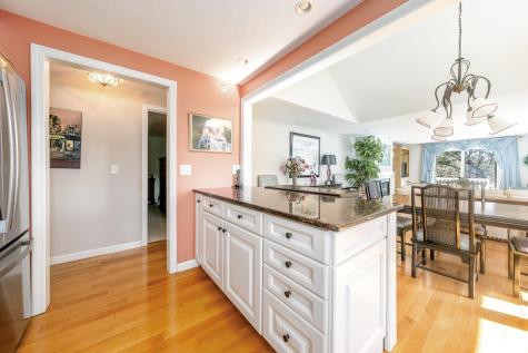 1 Ironwood Path Mashpee MA 02649