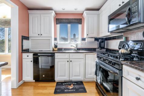 1 Ironwood Path Mashpee MA 02649