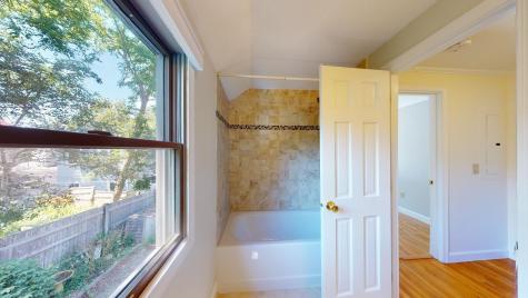 18 Miller Hill Road Provincetown MA 02657