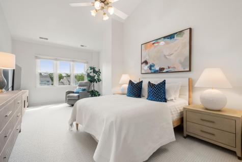 17 Bay Pointe Drive MA 02571