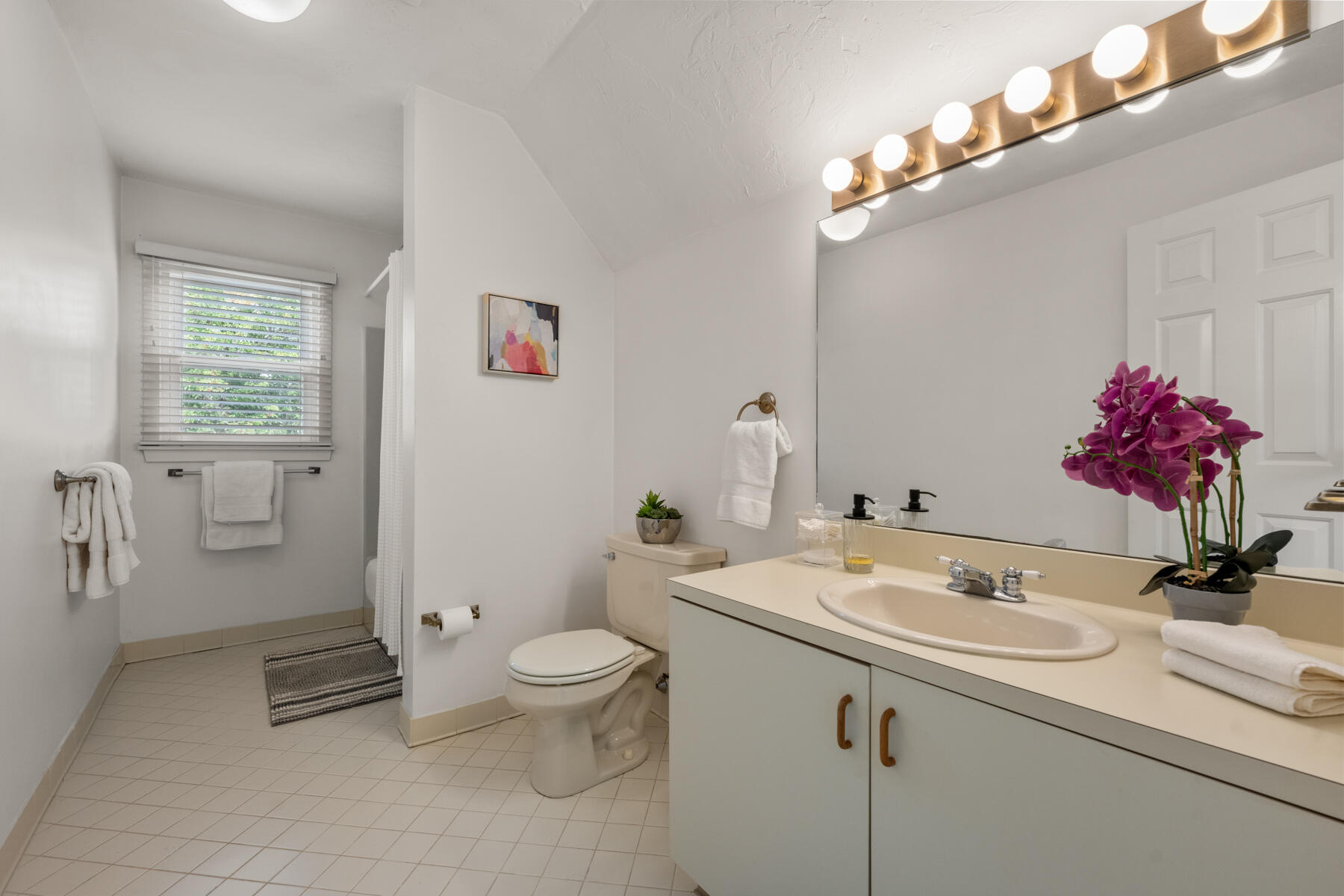 17 Bay Pointe Drive MA 02571
