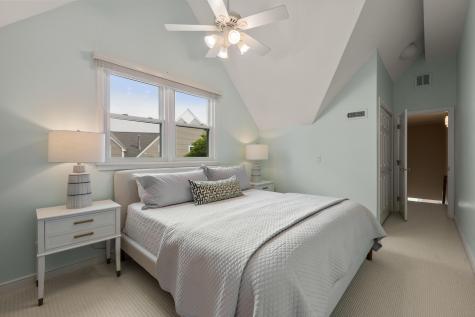 17 Bay Pointe Drive MA 02571