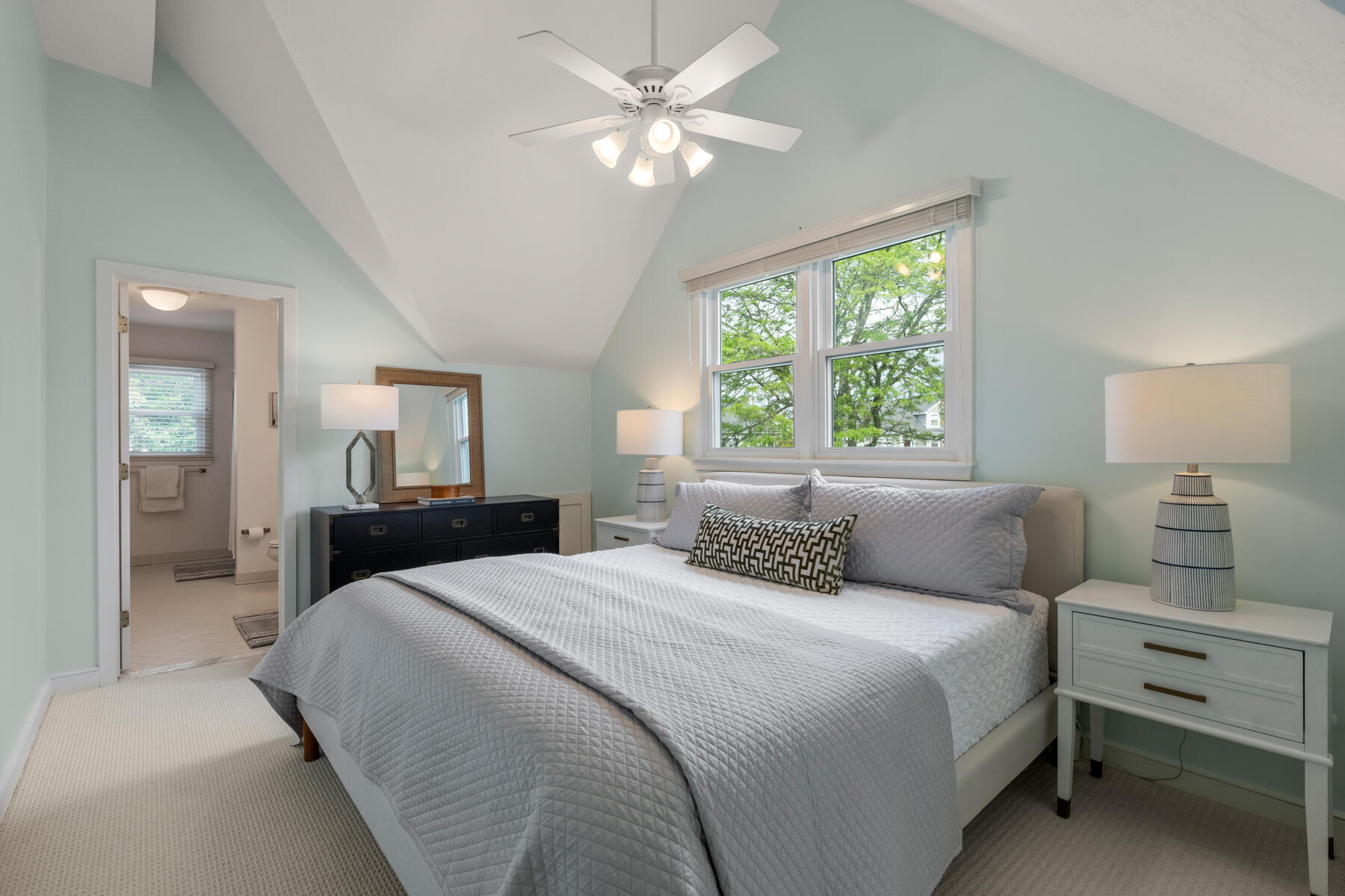 17 Bay Pointe Drive MA 02571