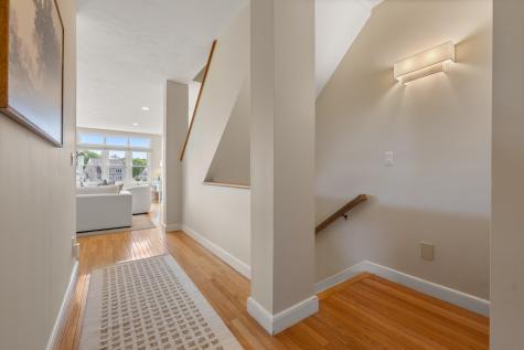 17 Bay Pointe Drive MA 02571