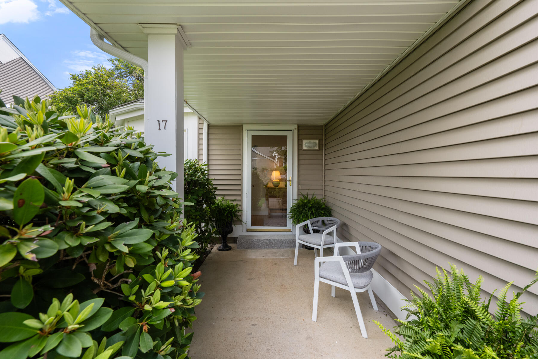 17 Bay Pointe Drive MA 02571