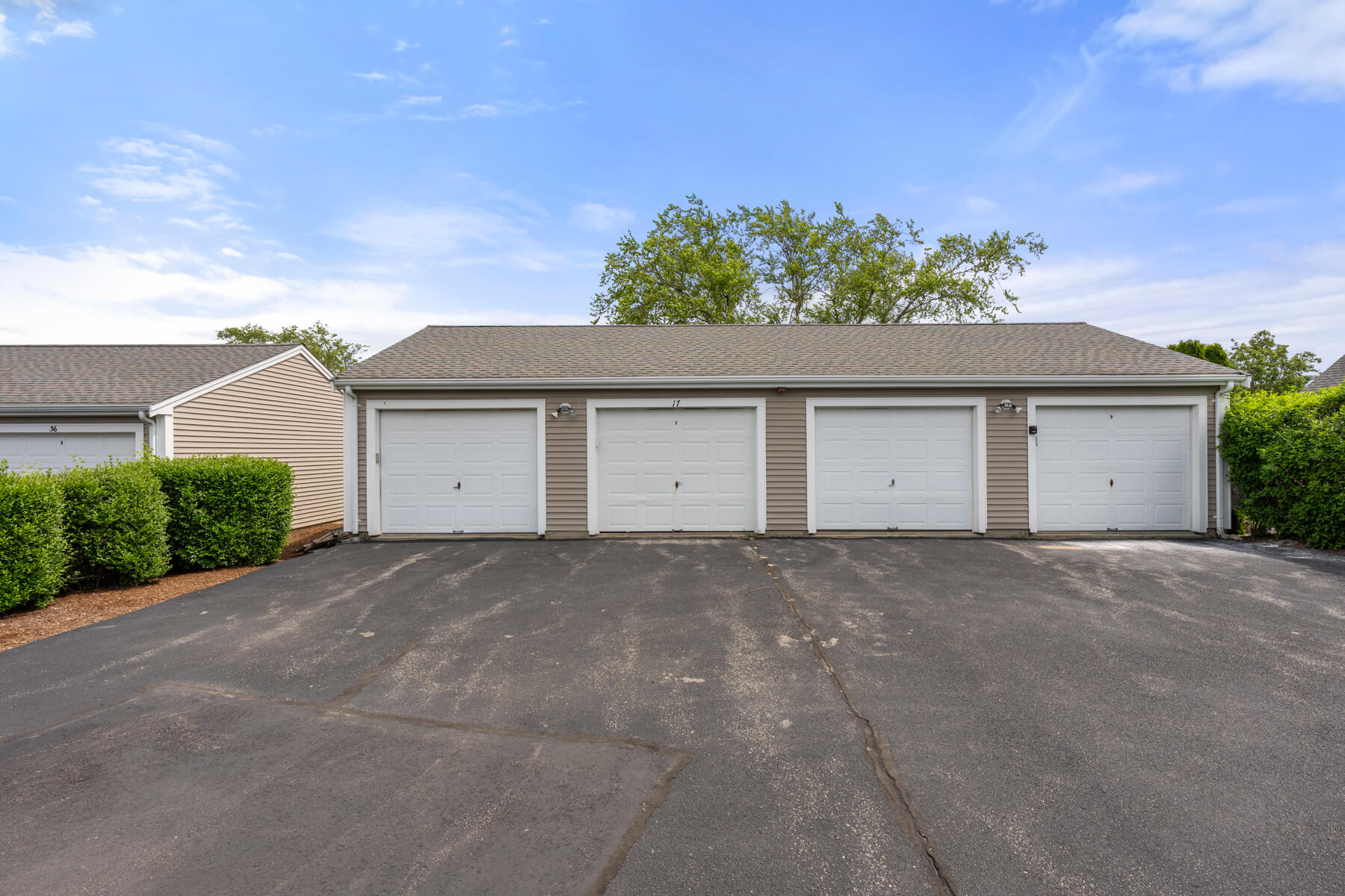 17 Bay Pointe Drive MA 02571