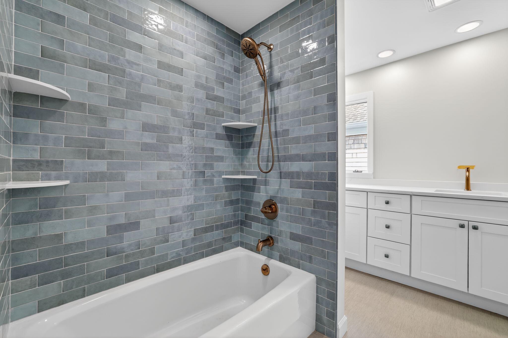 18 Juniper Circle Brewster MA 02631