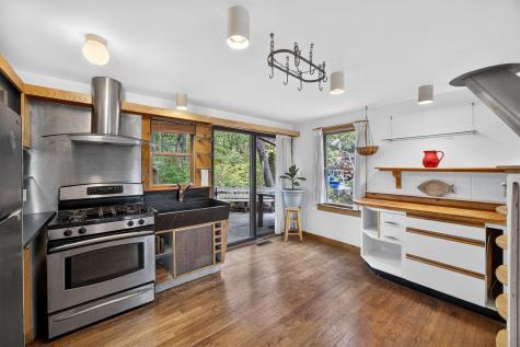 10 Seashore Park Drive Provincetown MA 02657