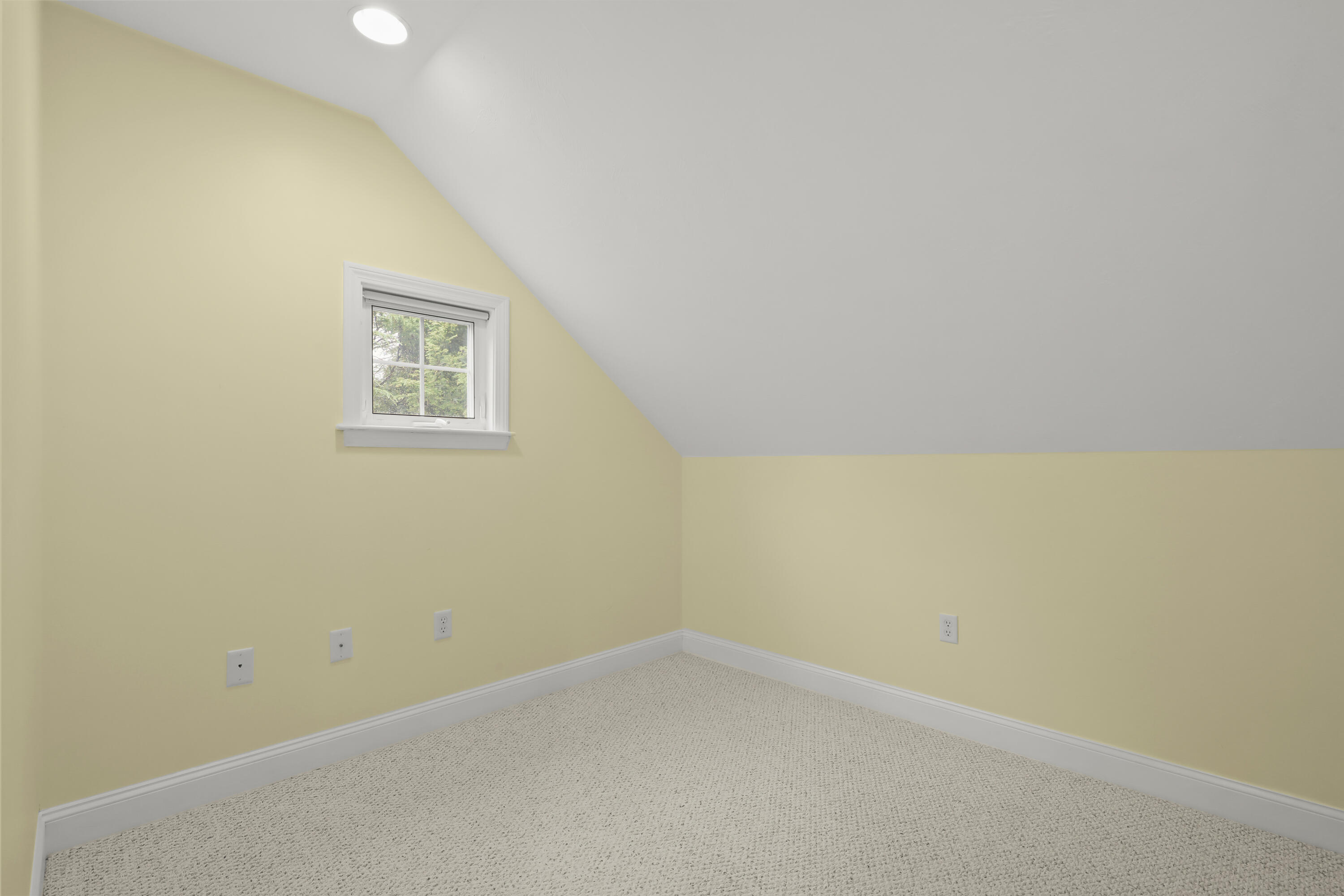 1 Hollyhock Knoll Court Bourne MA 02532