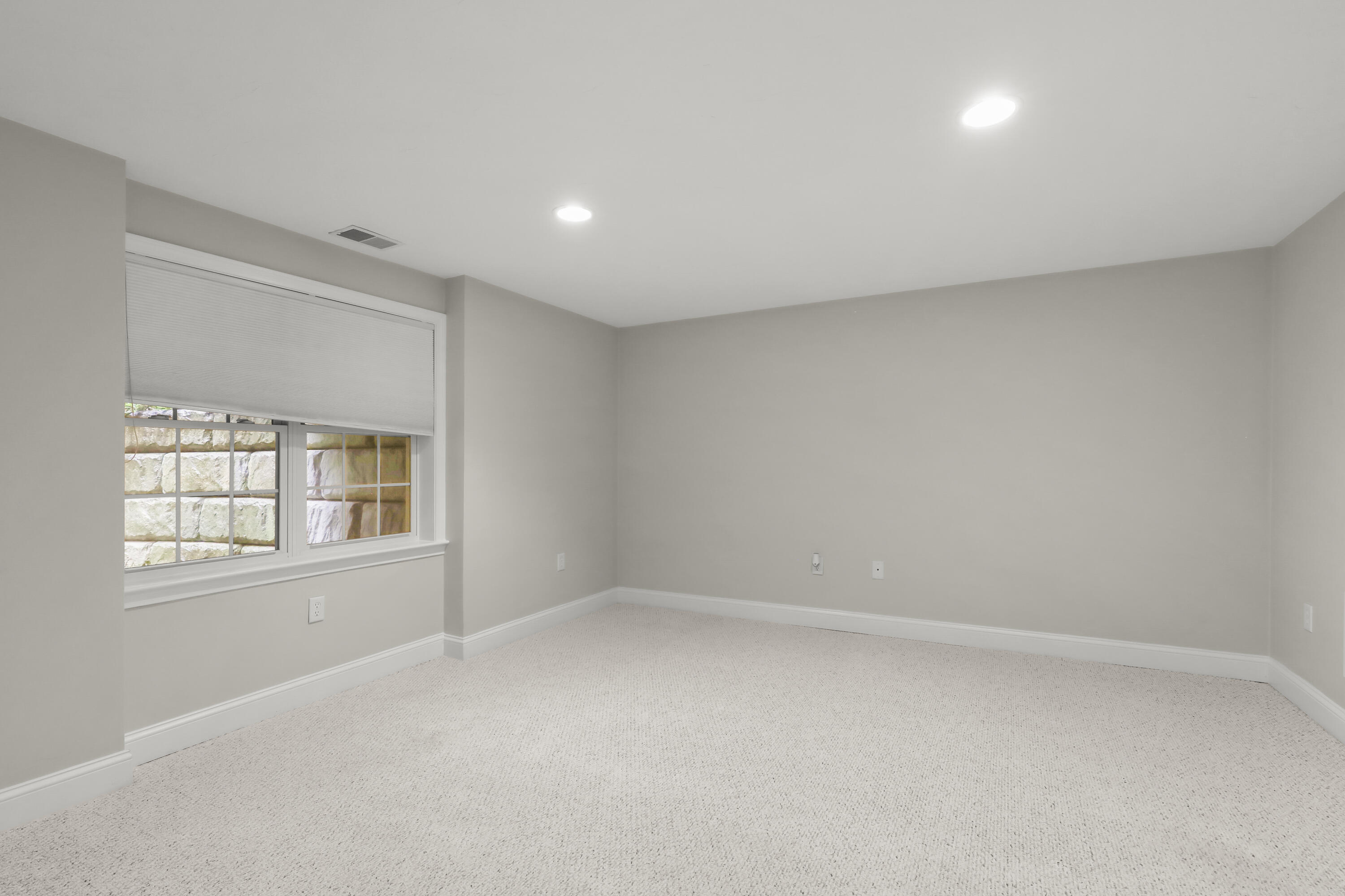 1 Hollyhock Knoll Court Bourne MA 02532