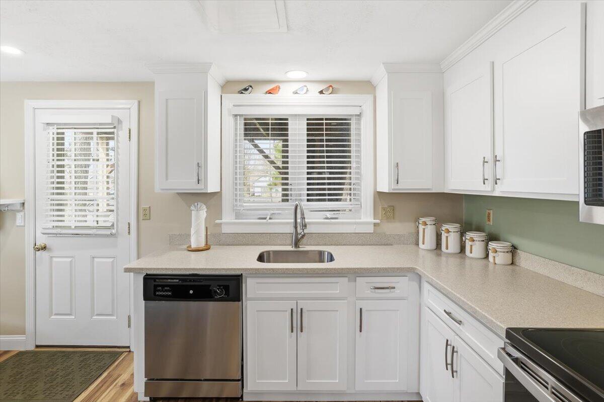 111 School Street Dennis MA 02670