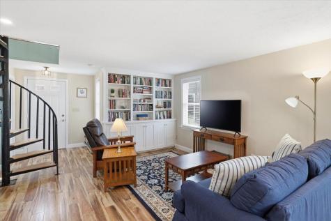111 School Street Dennis MA 02670