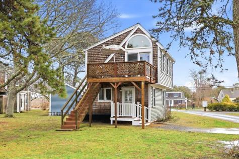 111 School Street Dennis MA 02670