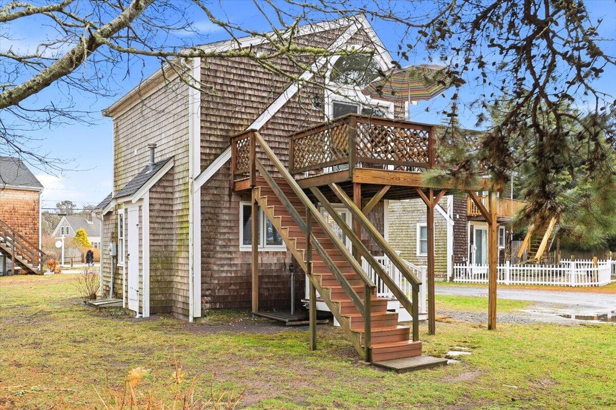 111 School Street Dennis MA 02670