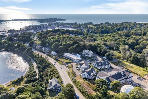 533 Woods Hole Road Woods Hole MA 02543