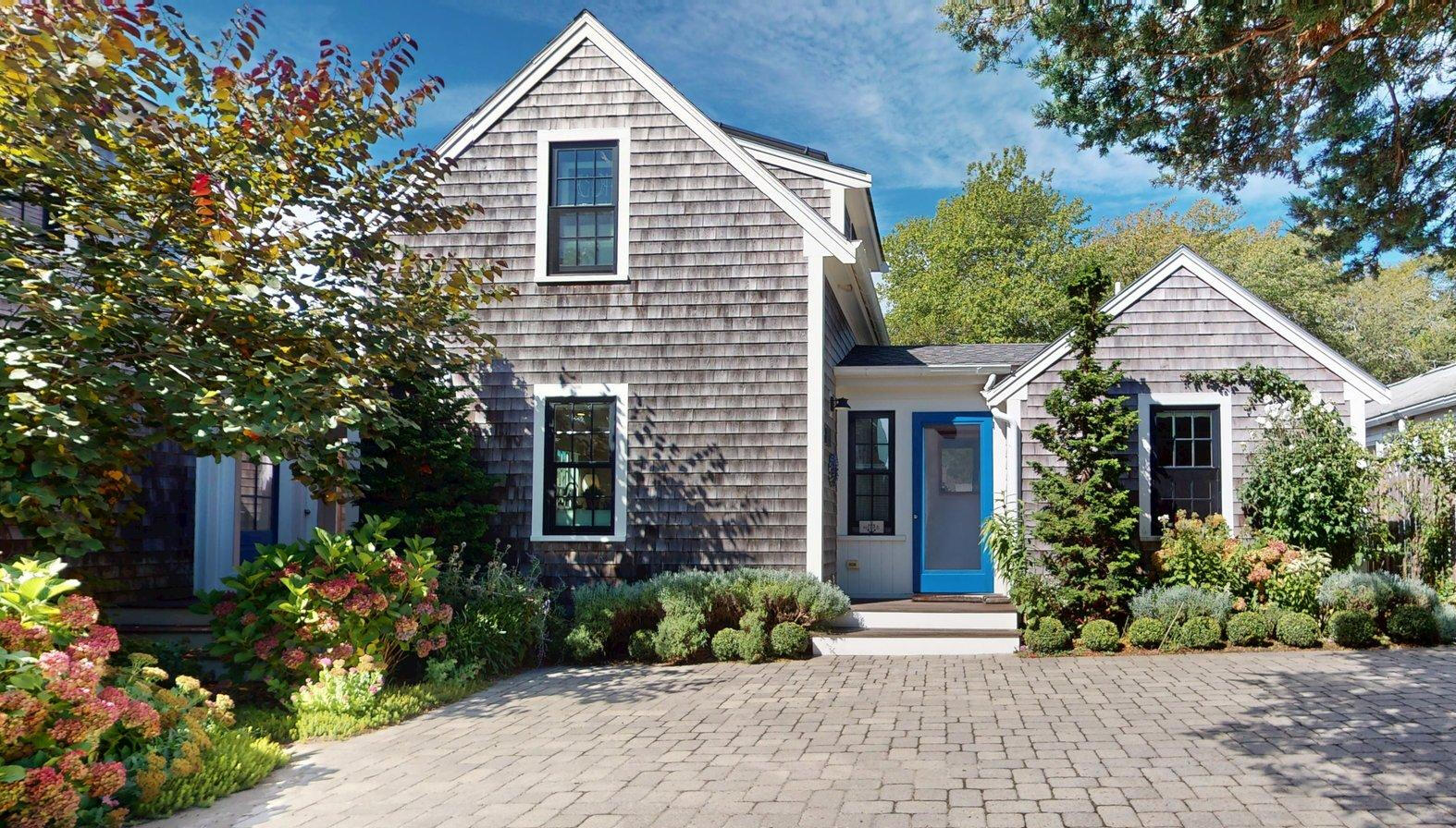 34 Pearl Street Provincetown MA 02657