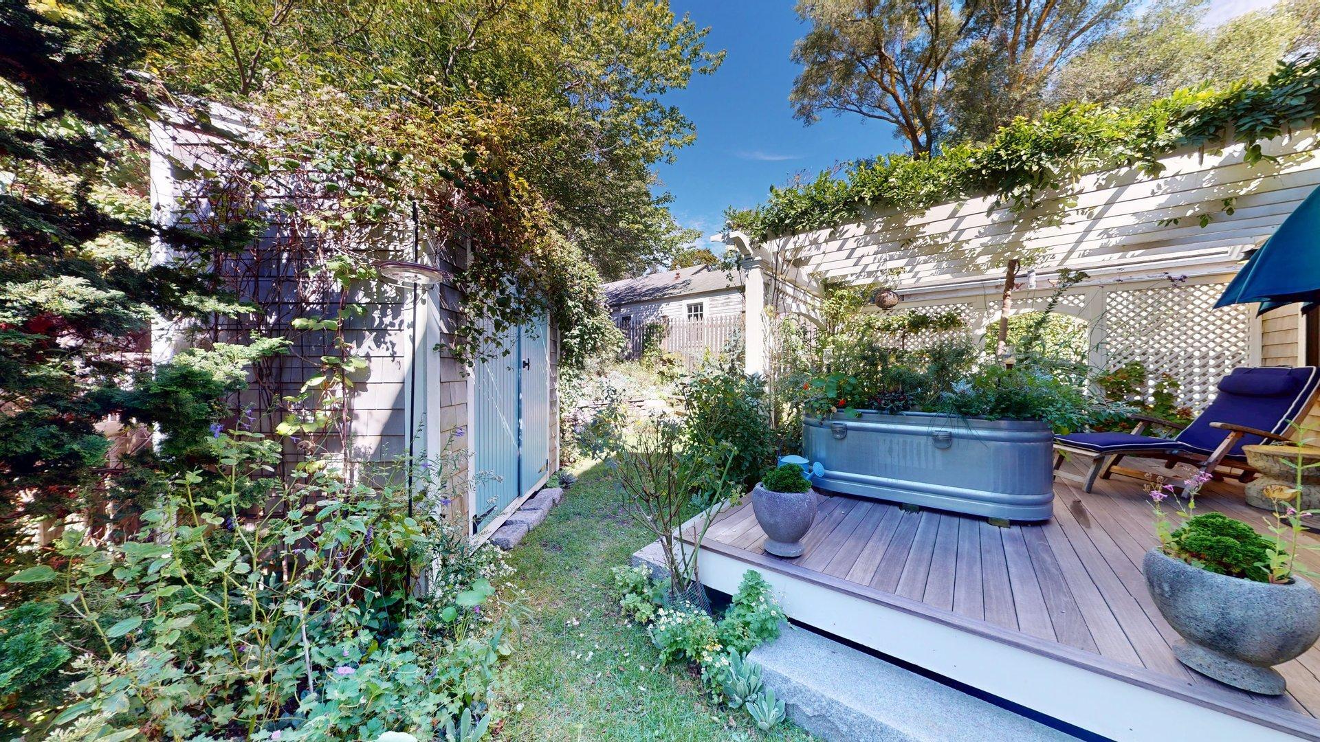 34 Pearl Street Provincetown MA 02657