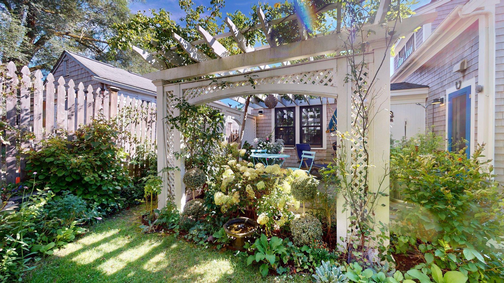 34 Pearl Street Provincetown MA 02657