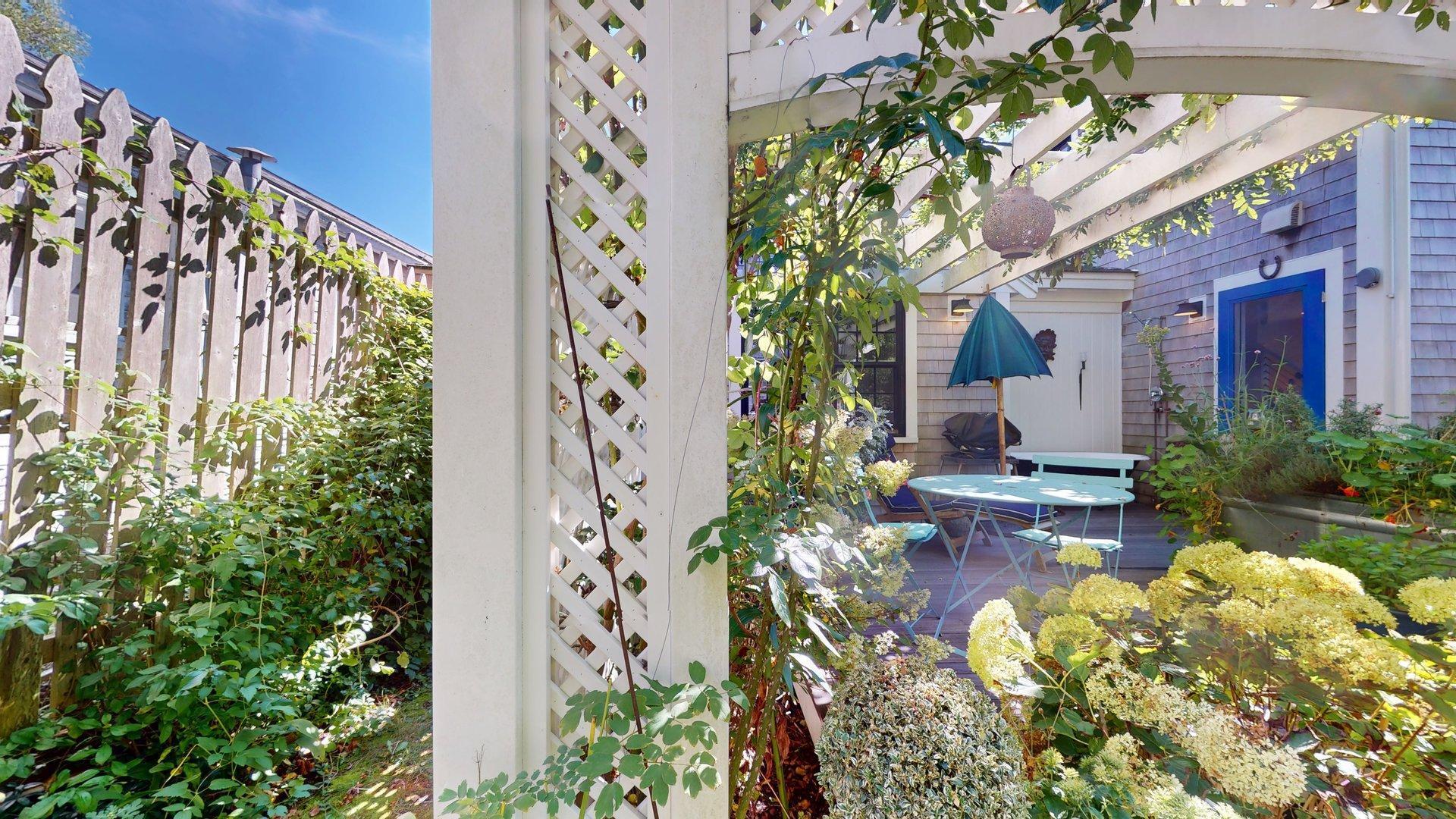 34 Pearl Street Provincetown MA 02657