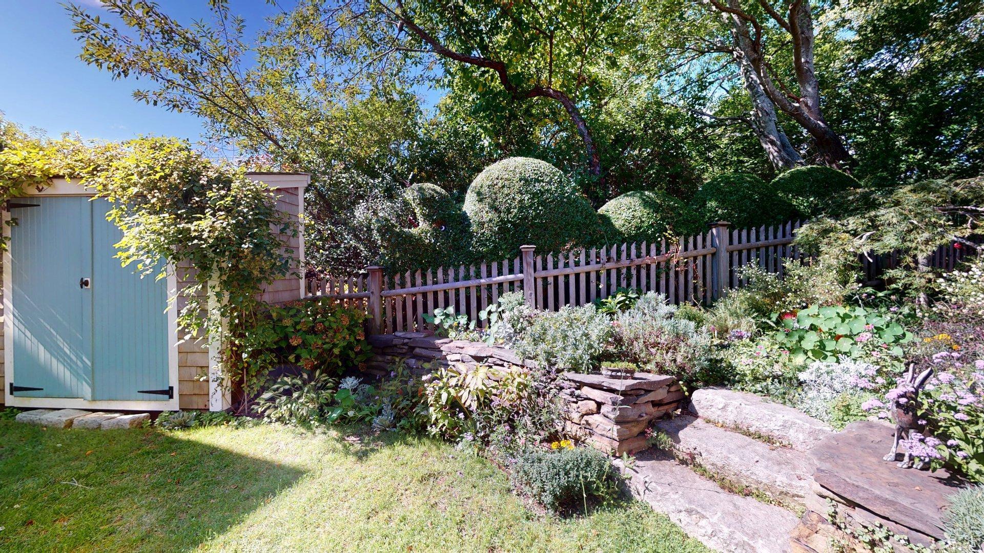 34 Pearl Street Provincetown MA 02657