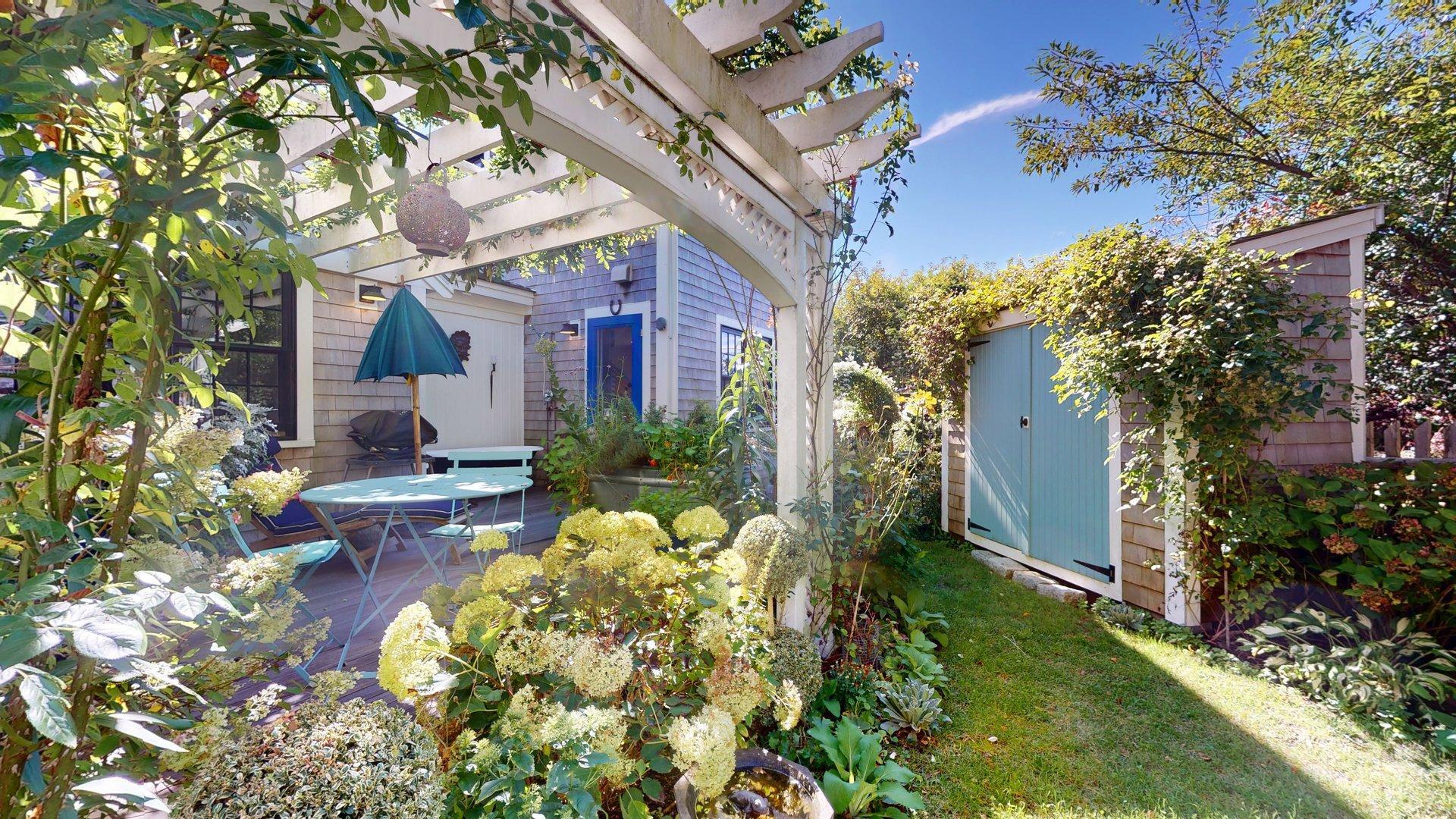 34 Pearl Street Provincetown MA 02657