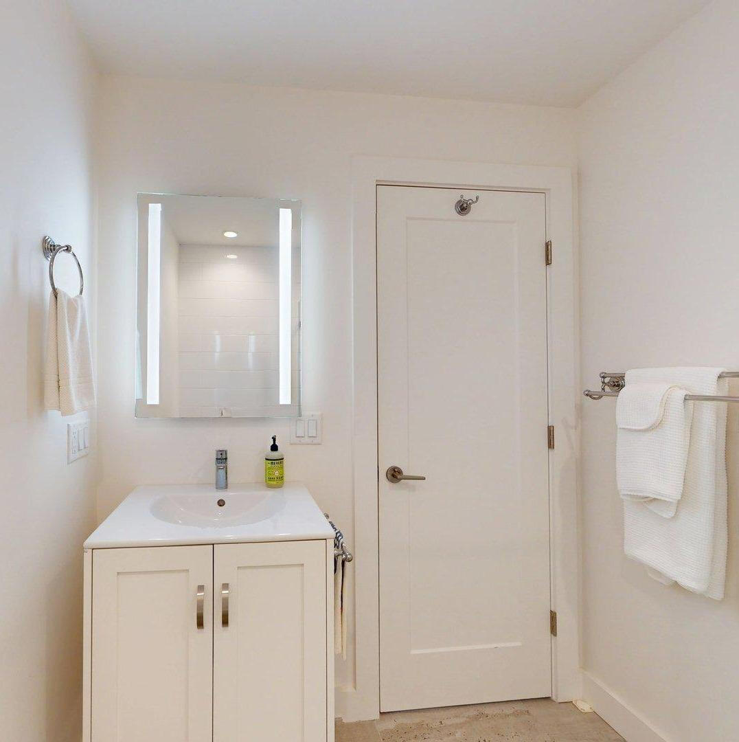 34 Pearl Street Provincetown MA 02657