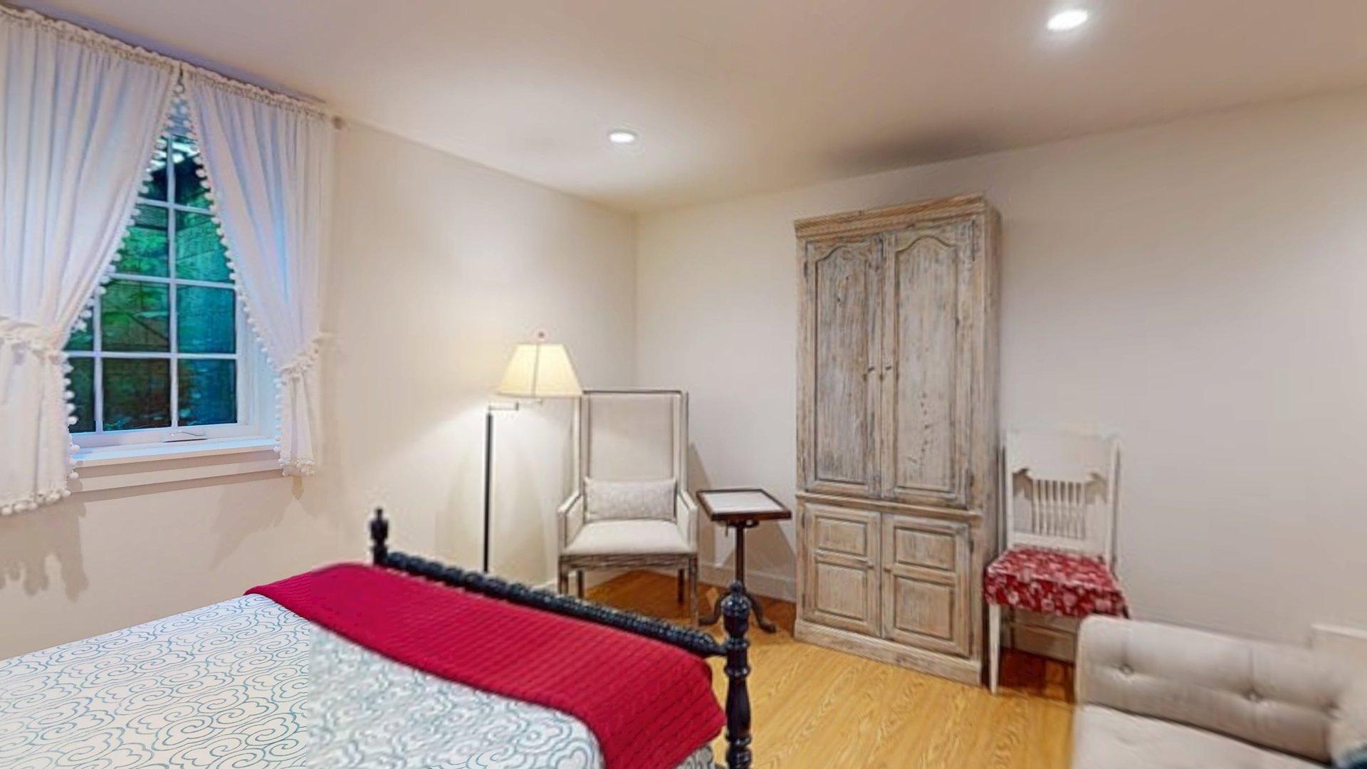 34 Pearl Street Provincetown MA 02657