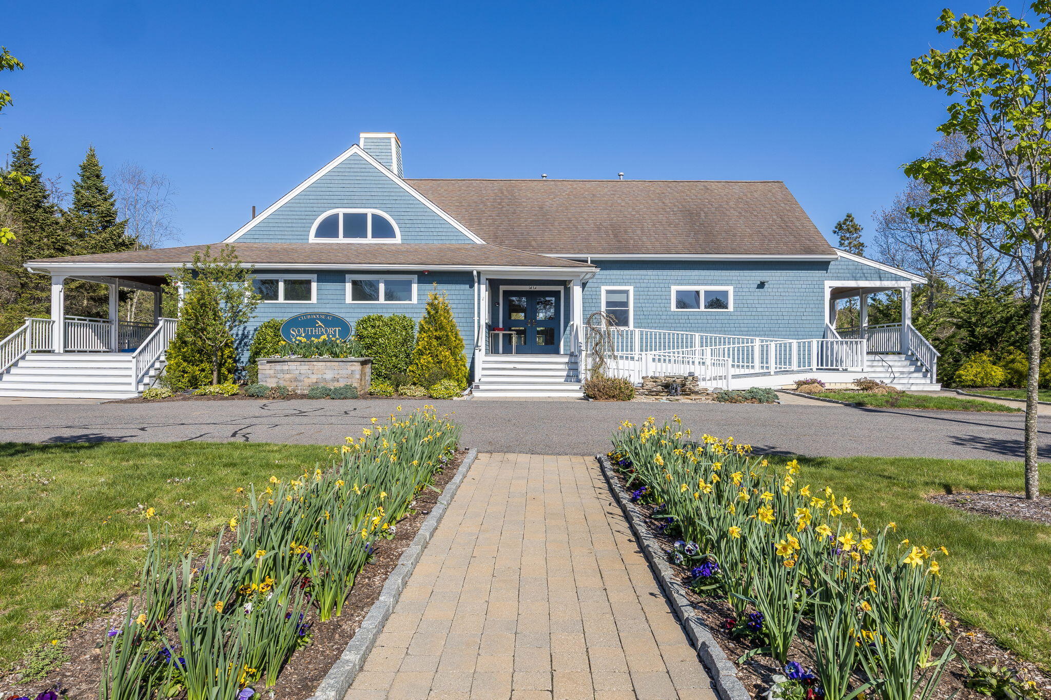 118 Grey Hawk Drive Mashpee MA 02649