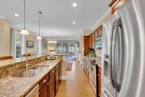 17 Chadwick Court Mashpee MA 02649