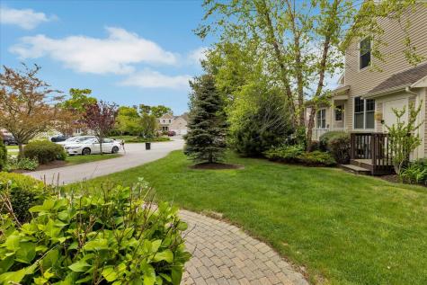 17 Chadwick Court Mashpee MA 02649