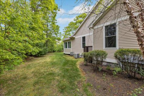17 Chadwick Court Mashpee MA 02649