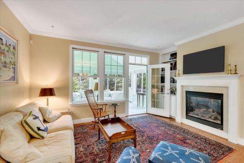 17 Chadwick Court Mashpee MA 02649