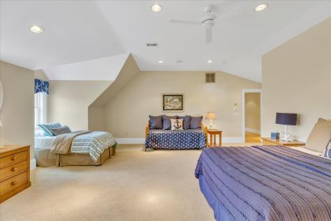 220 Dunrobin Road Mashpee MA 02649