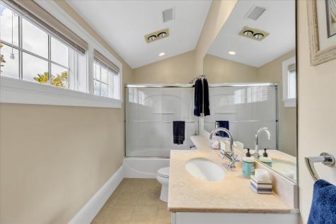 220 Dunrobin Road Mashpee MA 02649