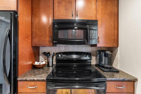 176 Mill Road Falmouth MA 02540
