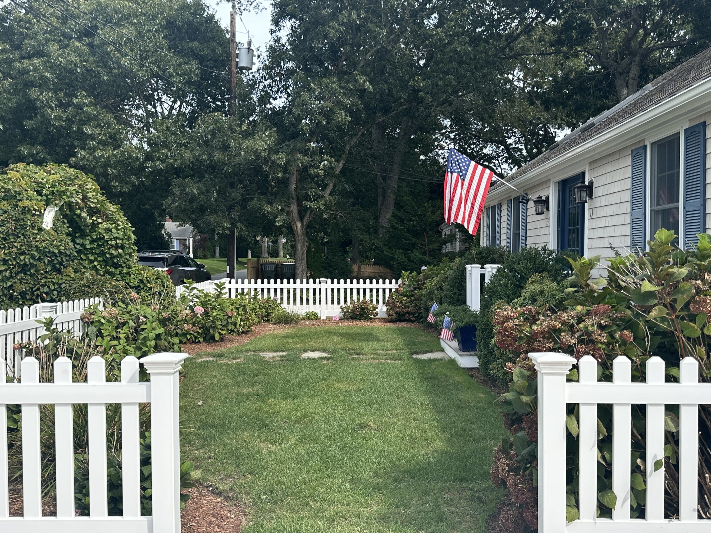 13 South Street Osterville MA 02655
