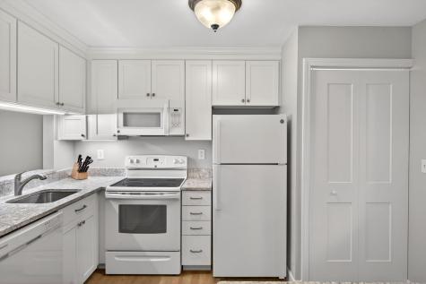 104 Chilton Lane Brewster MA 02631