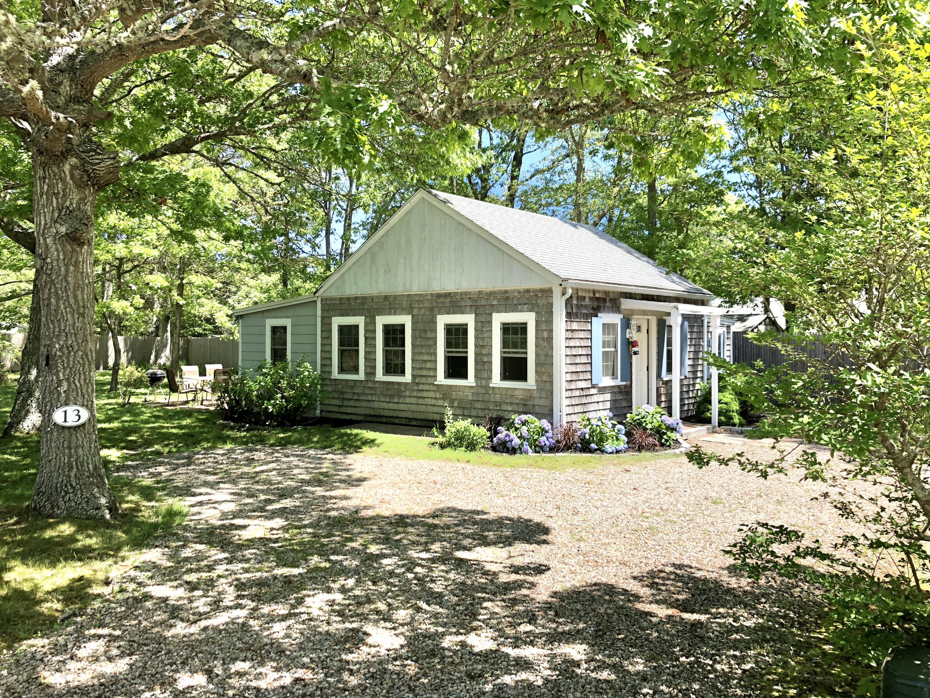 90 Seaview Avenue South Yarmouth MA 02664