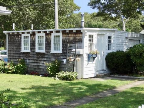 90 Seaview Avenue South Yarmouth MA 02664