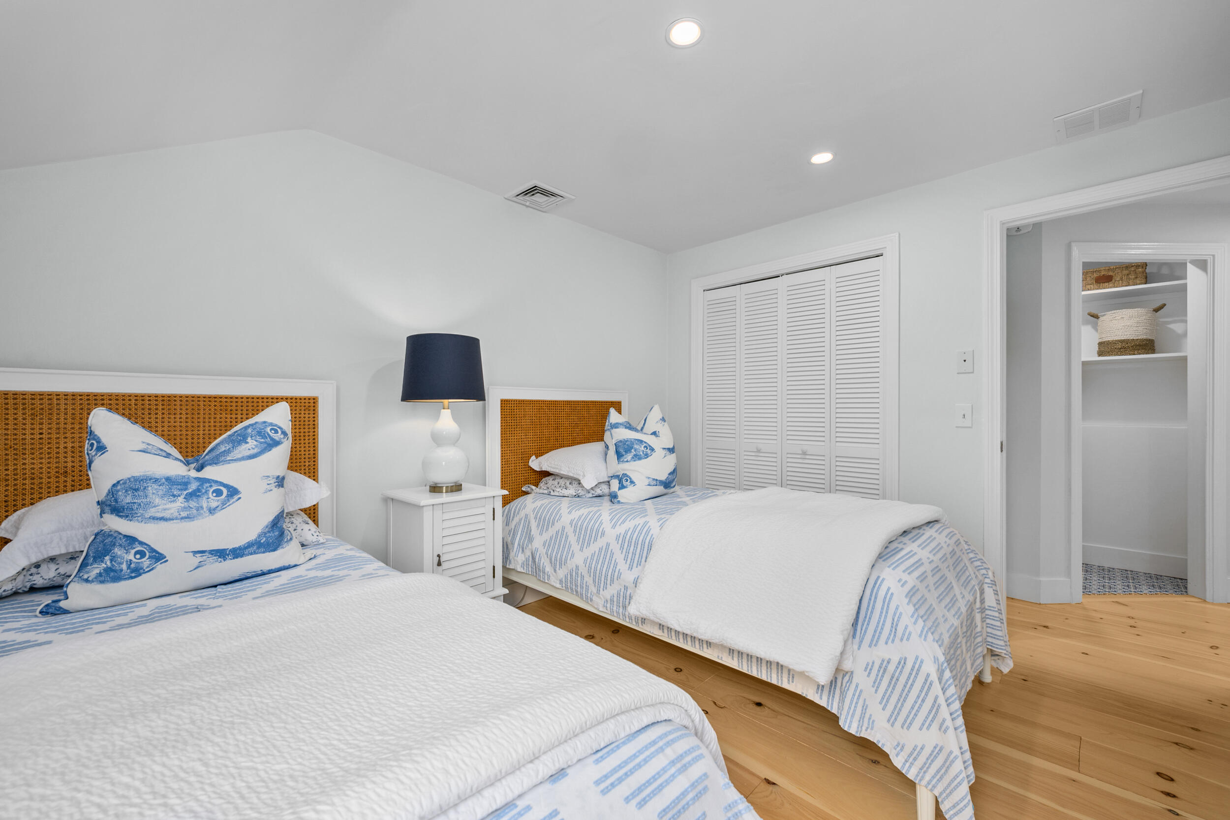 216 Orleans Road Chatham MA 02650