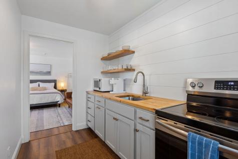 290 Commercial Street Provincetown MA 02657